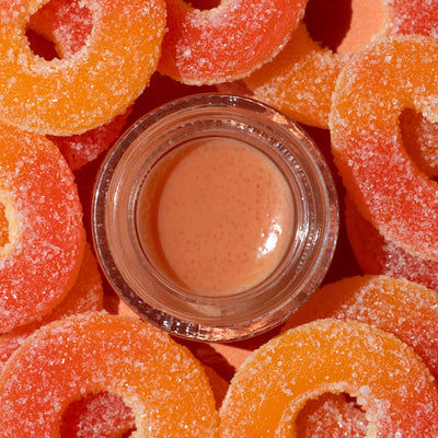 Miss Looky Kissies - Peach Scrub