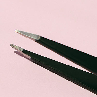 Black Pointed Tweezers