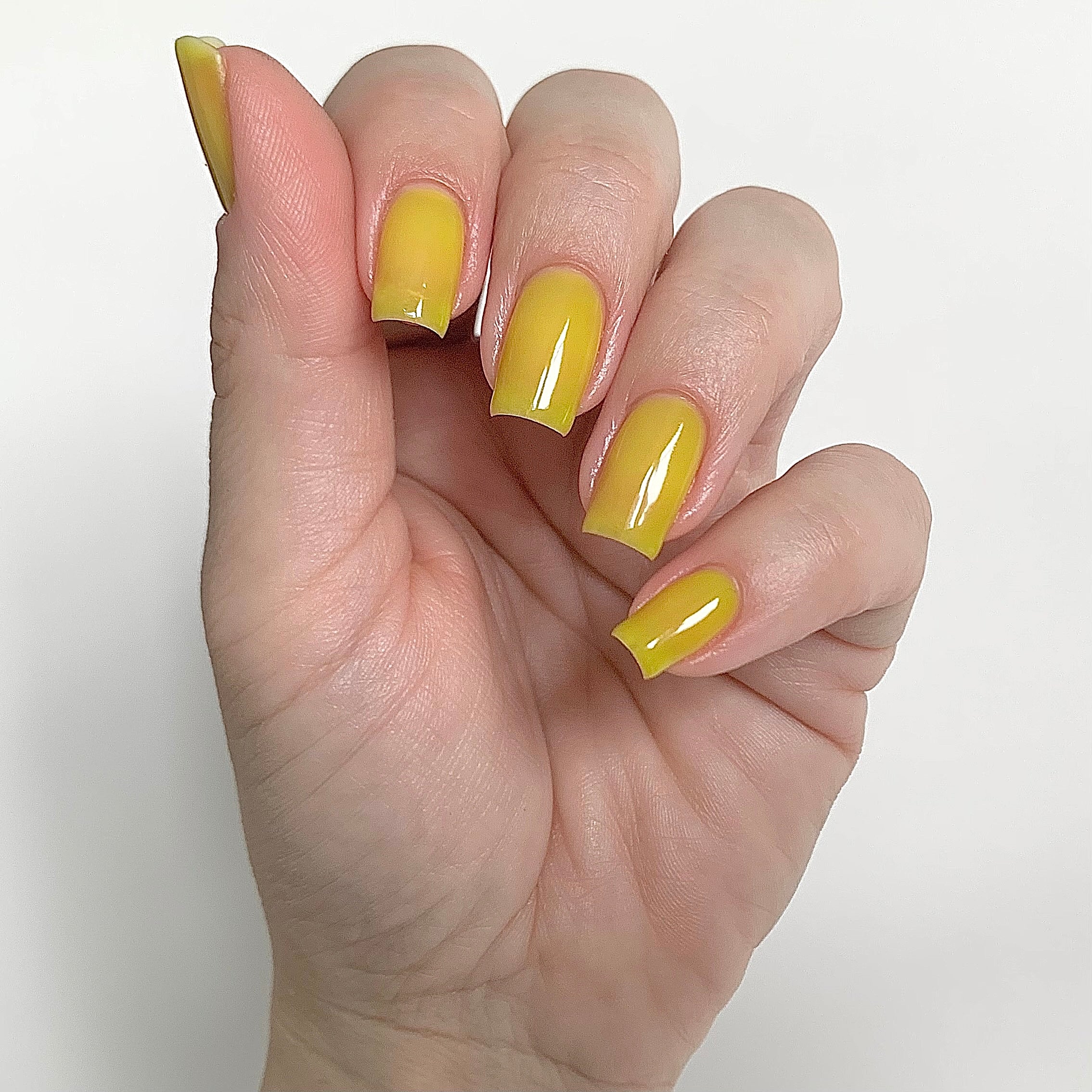 Looky Vernis Gel 3 en 1 #978 Lime Électrique (Collection Fête Foraine)