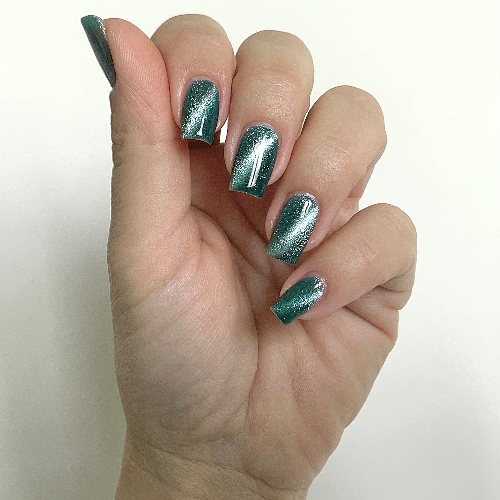 Looky Magnetic Velvet Gel Polish #9 Milky Way (Stardust Collection)