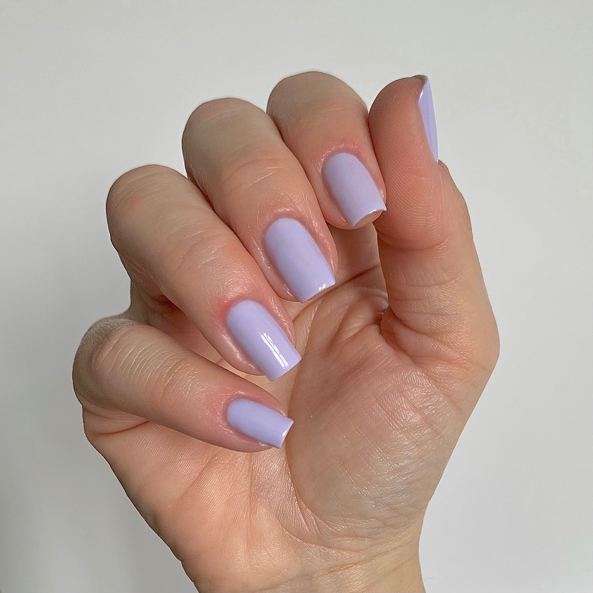 Looky Vernis Gel 3 en 1 #827 Violette (Collection Effluves de Printemps) (EXCLUSIVITÉ WEB)